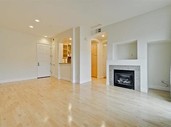 4th image of 19999 Stevens Creek Blvd Unit 302