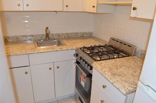 Rented by Orsid Realty Corp | media 6