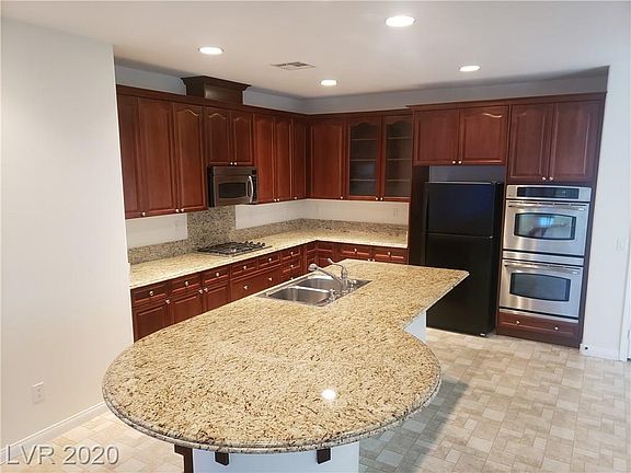 3rd image of 9236 White Waterfall Ave