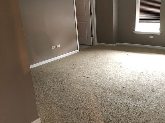 4th image of 615 Perrie Dr APT 401