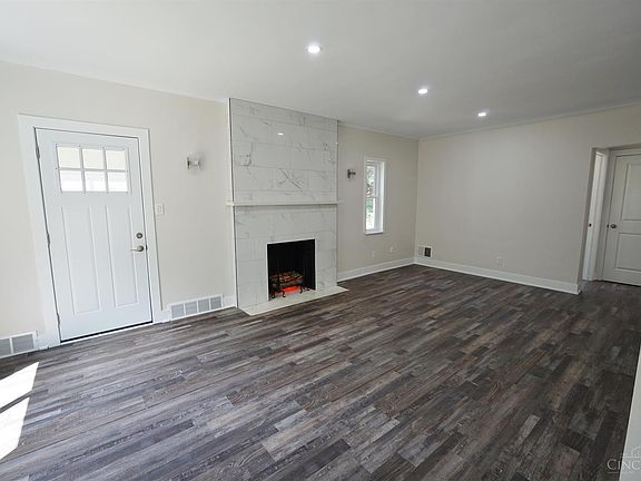 3rd image of 3966 Wess Park Dr