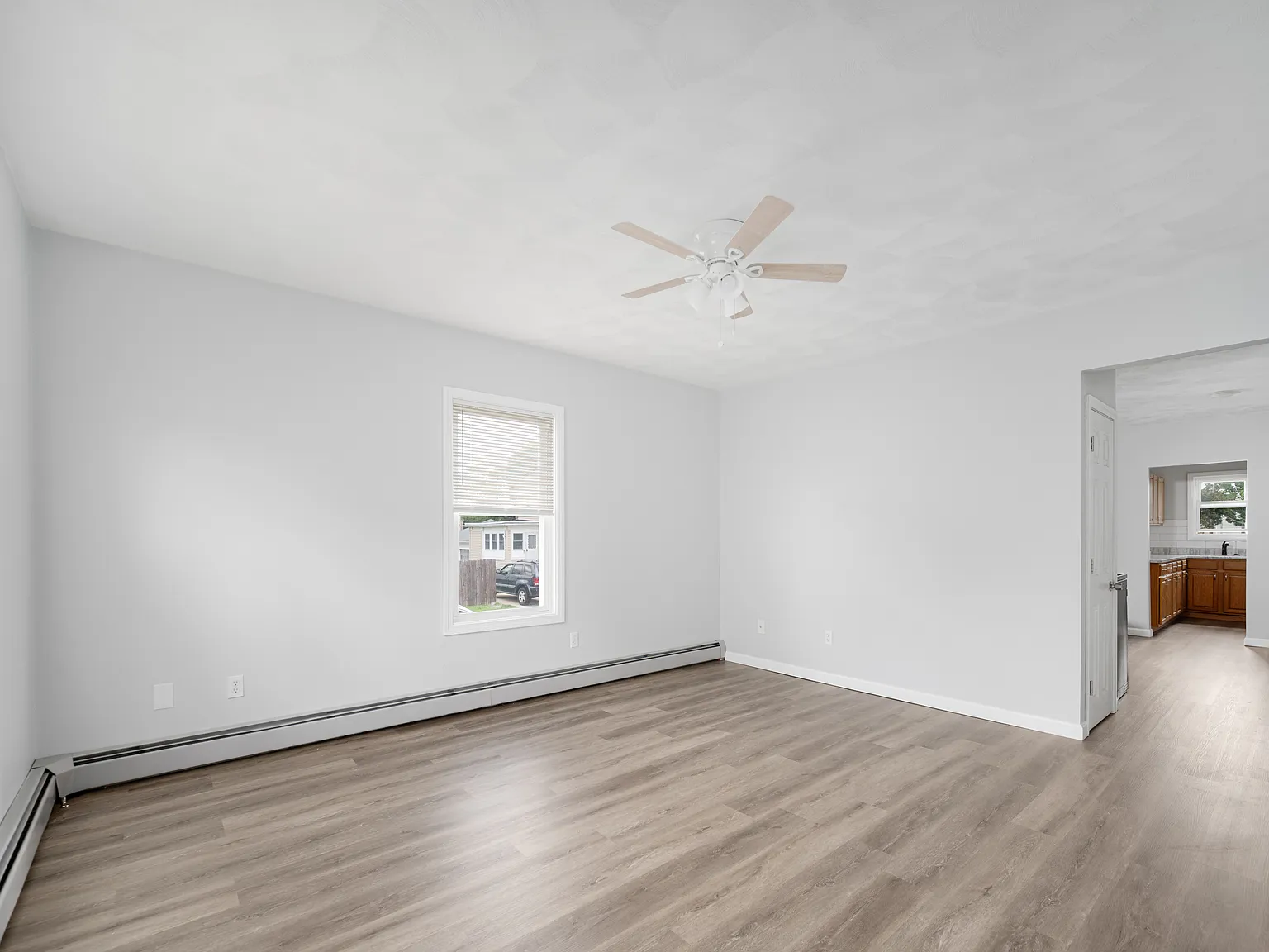3 bed, 1134 sqft, $1,850 — Photo 4