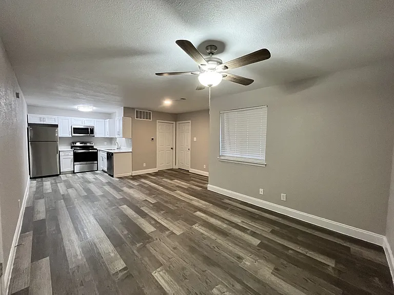 Athens Townhomes — Photo 44