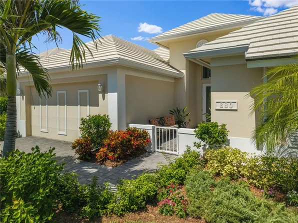 880 Saint Annes Ln, Vero Beach, FL 32967