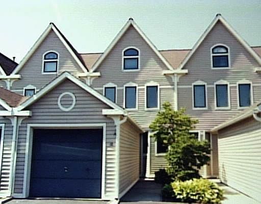 1st image of 566 Newfield Avenue #12