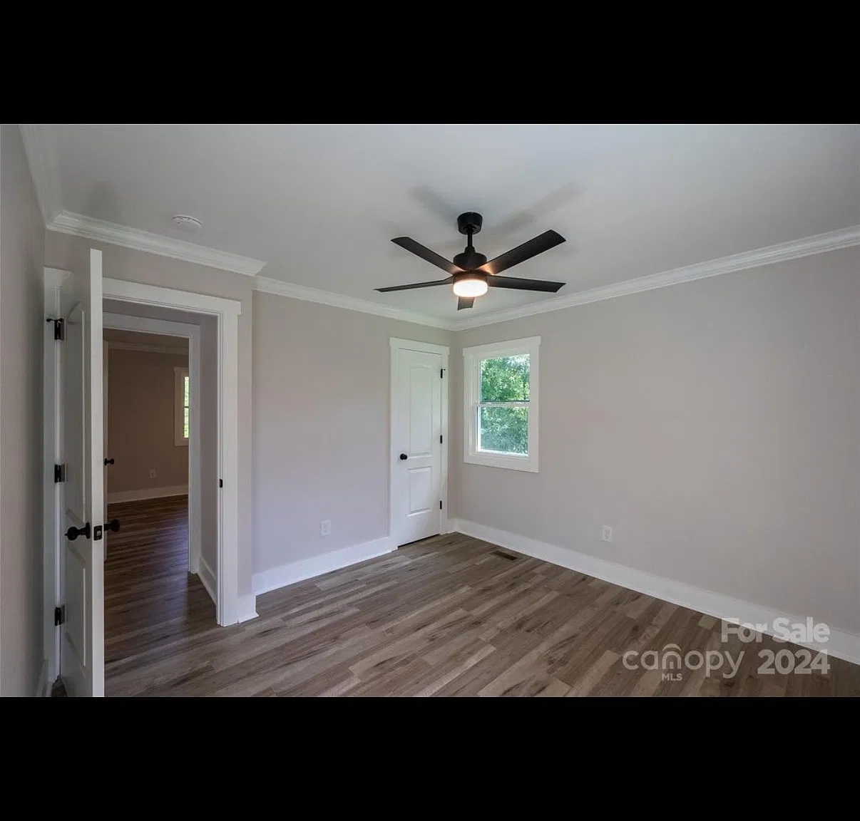 3 bed, 1250 sqft, $3,000 — Photo 3