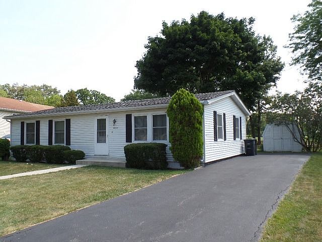 1st image of 3837 Devonshire Ln
