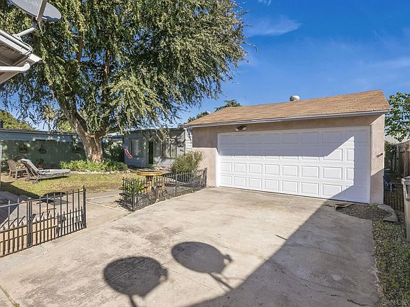 5th image of 7263 Blackton Dr