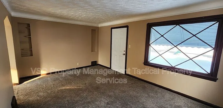 5120 Clement Ave — Photo 7