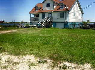 4512 Swan St, Hitchcock, TX 77563