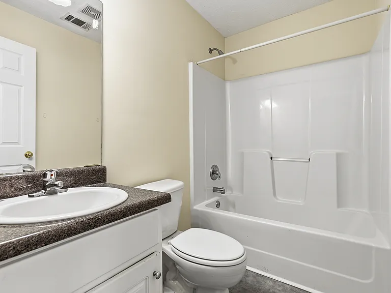 701 Pine Hill Ct — Photo 9