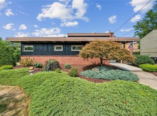 2604 Milford Dr, Bethel Park, PA