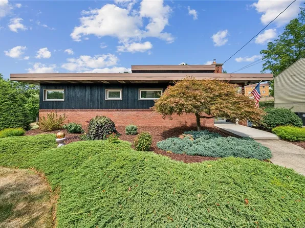 2604 Milford Dr, Bethel Park, PA 15102