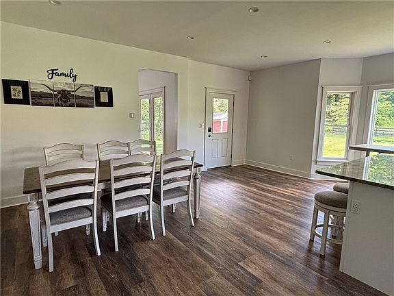 2nd image of 7 Welton Avenue Ext