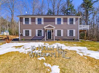 19 Holly Ln, Windham, ME 04062