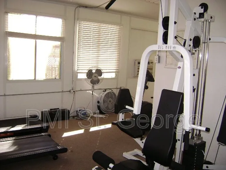 2990 E Riverside Dr #28 — Photo 10