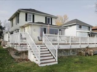 220 Lyon Lake Rd, Marshall, MI 49068