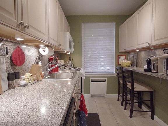5th image of 75-20 Bell Blvd #Apt 4g