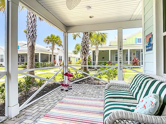 4th image of 523 Margaritaville Ave