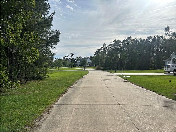 3rd image of 3040 Whitty Dr