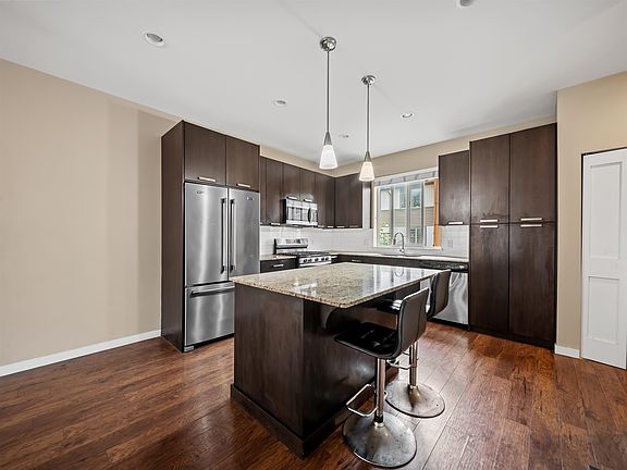 5th image of 34248 King Rd #40