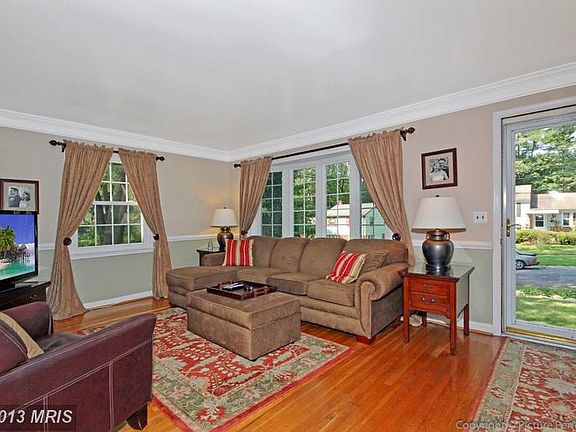 4th image of 11105 Woodson Ave