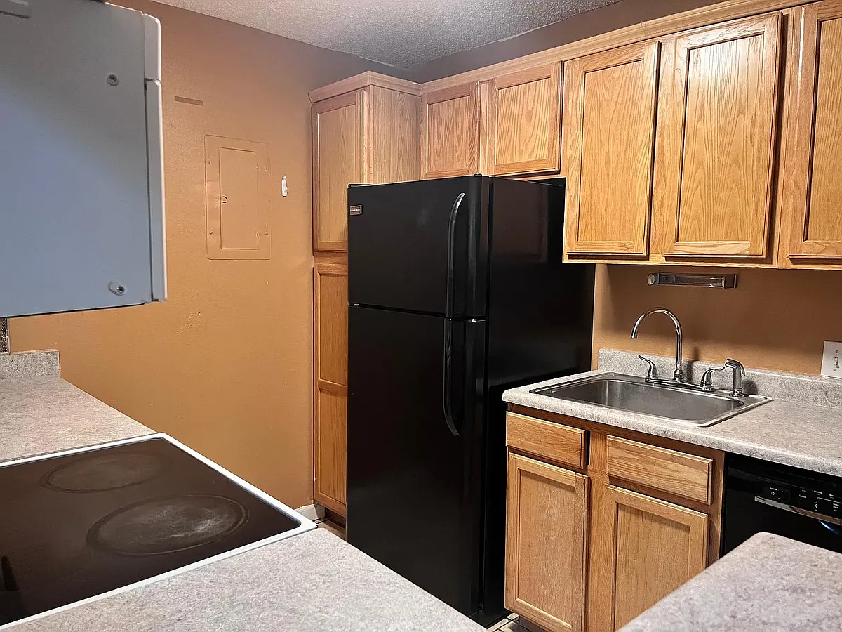 Building Photo - 10150 E Virginia Ave #4