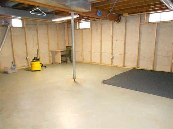 5th image of 1548 Sibley St