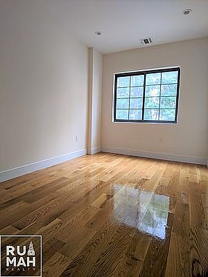 5th image of 23 Fayette St #3J
