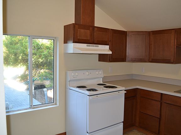 5th image of 8100 Sherwood Forest St SW APT 3