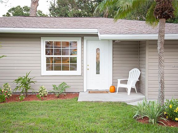 2nd image of 1719 Santa Anna Dr