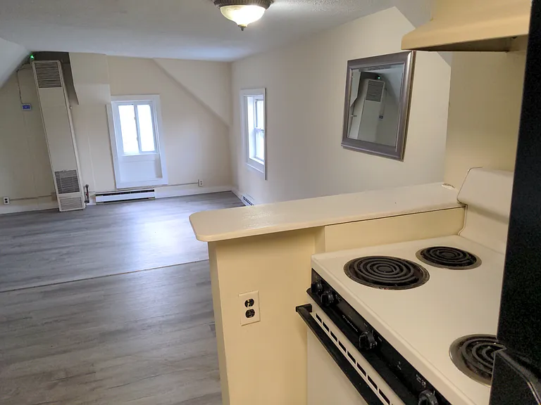 18 Walnut St #2 — Photo 17