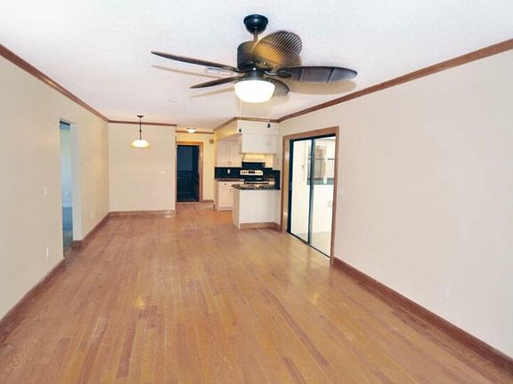 3rd image of 6362 Bengal Cir