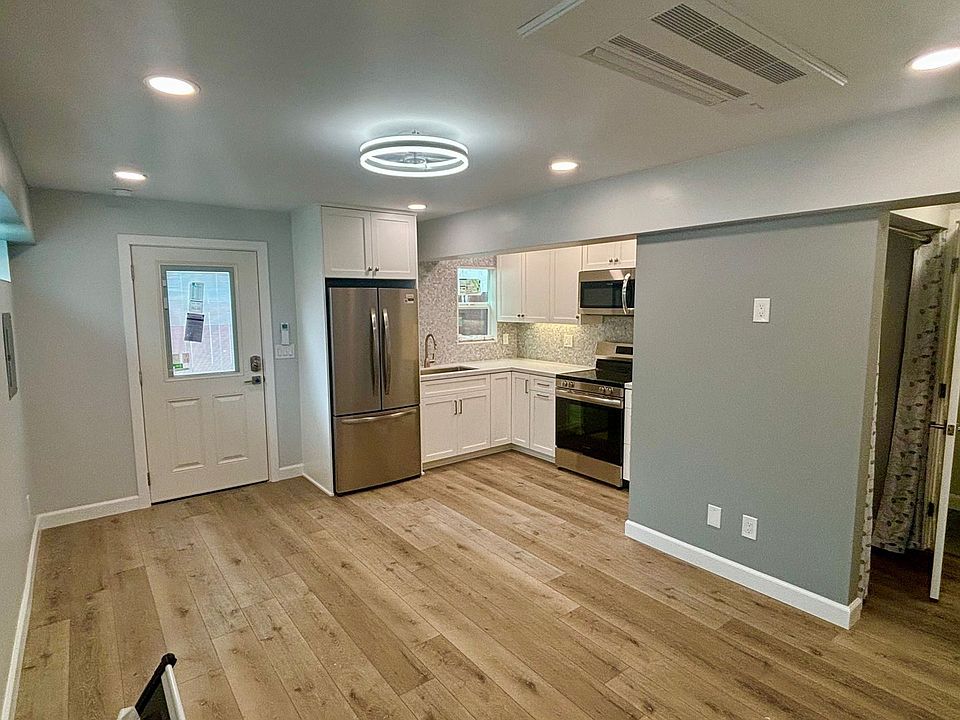 1st image of 961 Thomas Ave #963-1-5