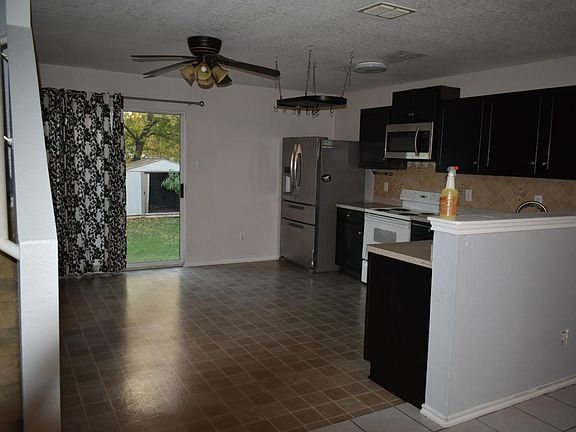 3rd image of 5422 Palamon Farm