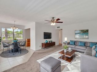 99 Fanshaw Way, Boca Raton, FL 33434