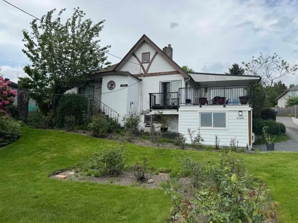 33465 1st Ave, Mission, BC V2V 1H1