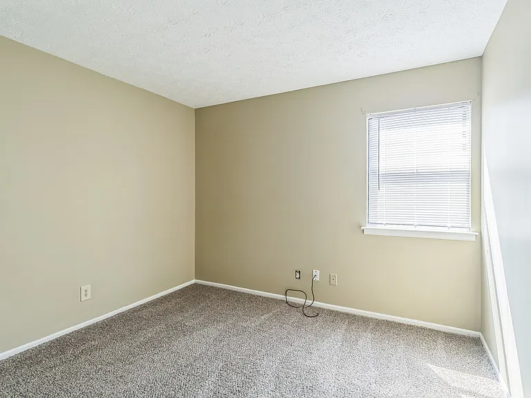 Canter Pointe — Photo 11