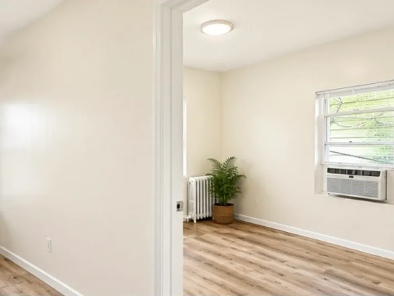 45 Roseland Ave #3 — Photo 8