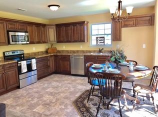 1722 Short Leaf Ln, Soddy Daisy, TN 37379