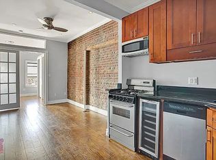 279 E 10th St #3B, New York, NY 10009