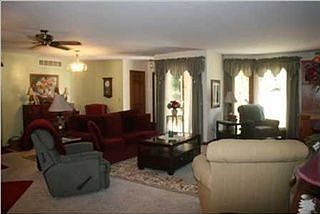 5th image of 7688 Pamela Ln