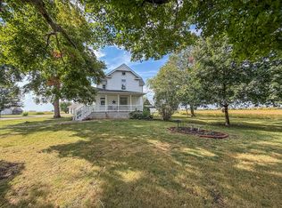220 E 4th St S, Arcola, IL 61910