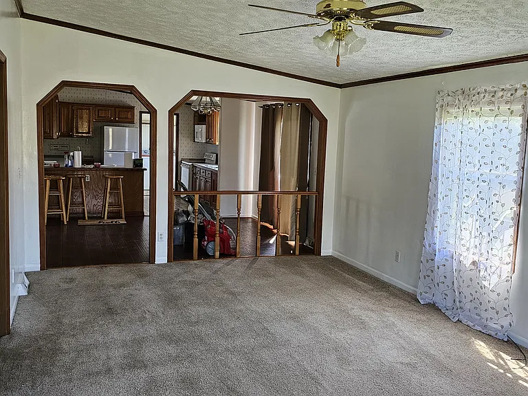 188 Ross Rd — Photo 13