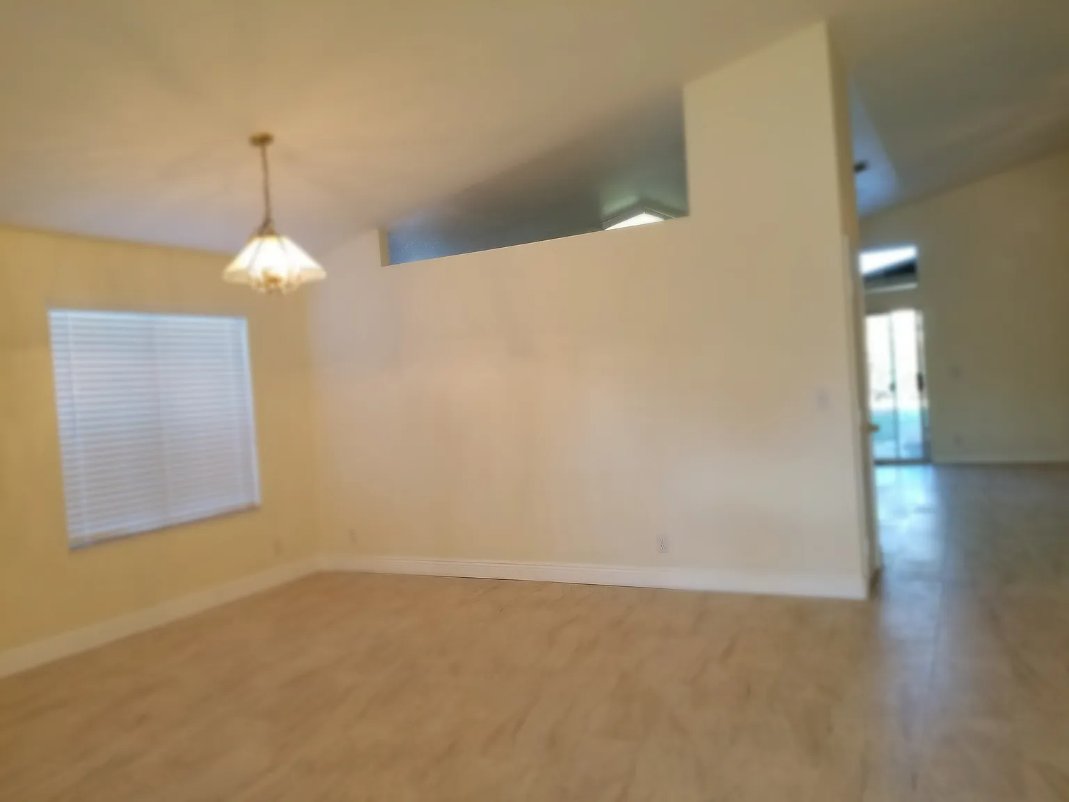 6400 Green Garden Dr — Photo 3