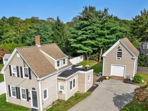 1183 Pleasant St, Weymouth, MA 02189