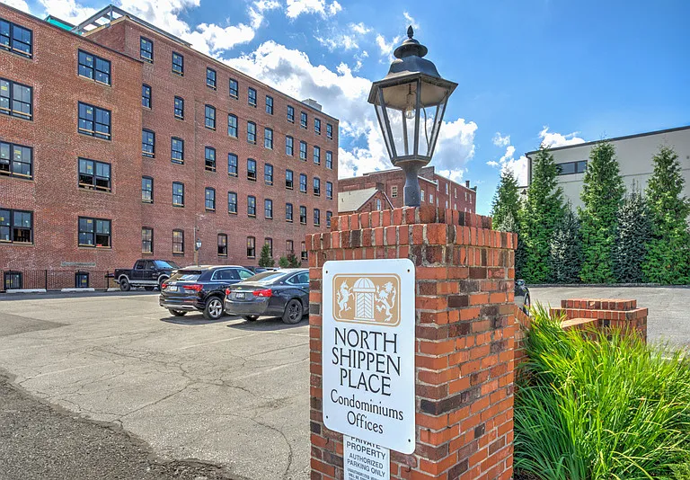 247 N Shippen St #410 — Photo 1