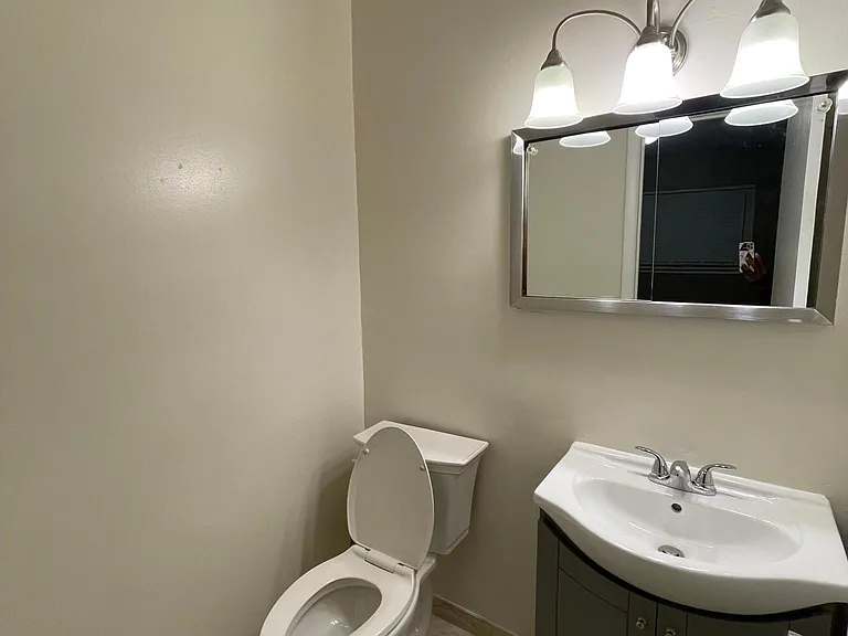 7740 W Potomac Ave — Photo 5