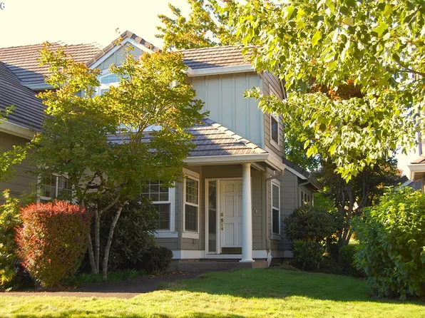15639 NW Clubhouse Dr, Portland, OR 97229