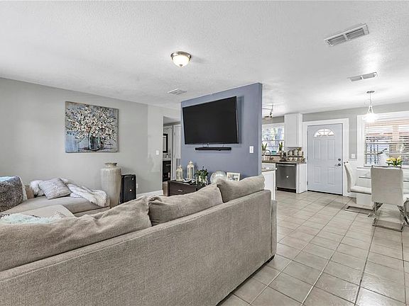 5th image of 7903 LEMANS DRIVE